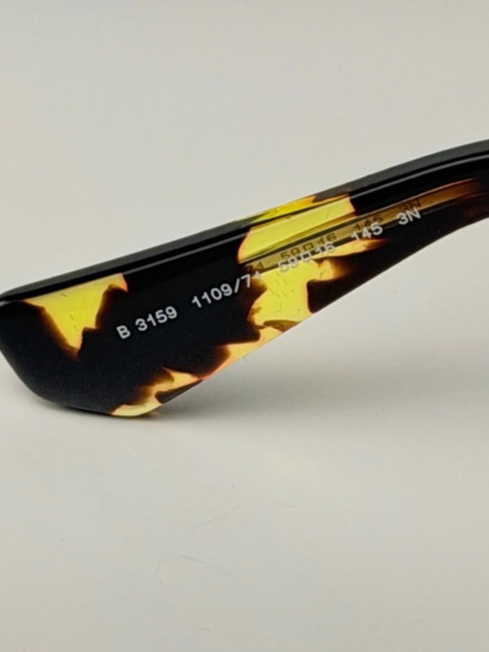 Burberry B 3159 1109/71 Gold Frame Sunglasses with Green Lenses 59-16-145 - Picture 3 of 9
